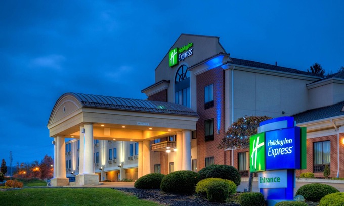 Fredericksburg Hotel | Holiday Inn Express Meadville (I-79 Exit 147a) by IHG