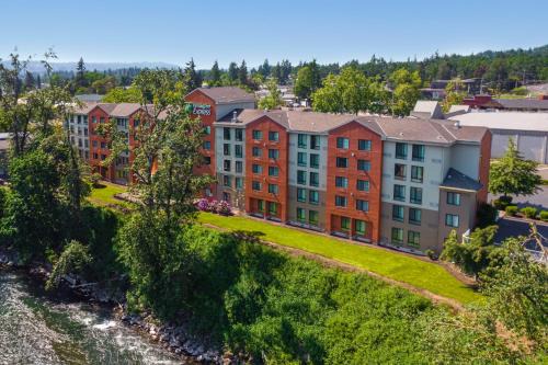 Gladstone Hotel | Holiday Inn Express Portland SE - Clackamas Area by IHG