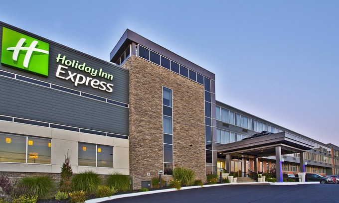 Algoma District Hotel | Holiday Inn Express Sault Ste Marie by IHG