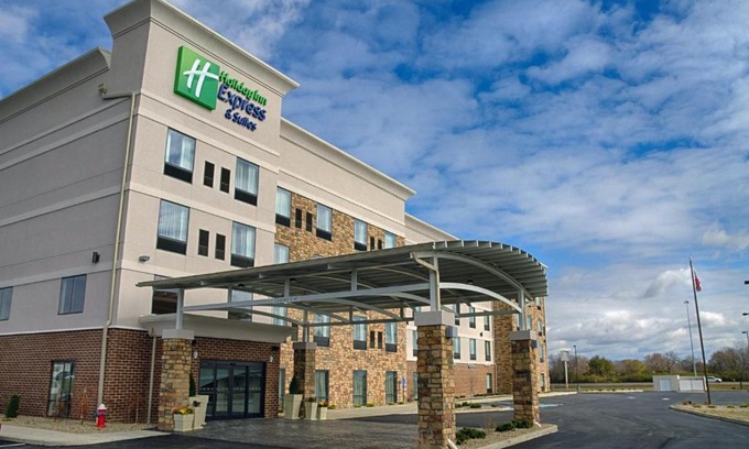 Sidney Hotel | Holiday Inn Express Sidney by IHG