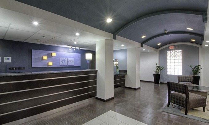 Solana Beach Hotel | Holiday Inn Express Solana Beach-Del Mar by IHG