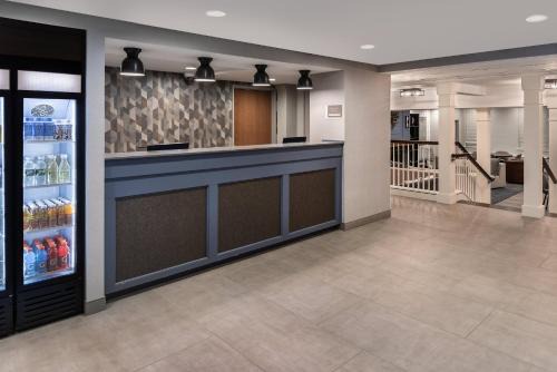 St. Albans Hotel | Holiday Inn Express St. Albans by IHG