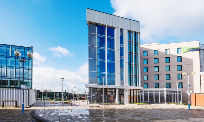 Offerton Hotel | Holiday Inn Express - Stockport, an Ihg Hotel