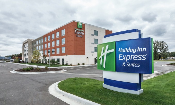 Allen Park Hotel | Holiday Inn Express & Suites Allen Park, an Ihg Hotel