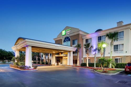 Southside Hotel | Holiday Inn Express & Suites Jacksonville South - I-295 by IHG