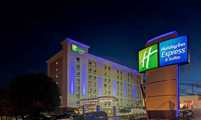 Catonsville Hotel | Holiday Inn Express & Suites Baltimore West - Catonsville by IHG