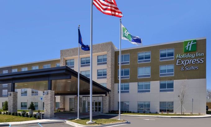 Southgate Hotel | Holiday Inn Express & Suites Southgate - Detroit Area by IHG