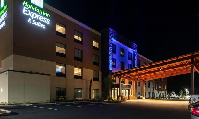 The Dalles Hotel | Holiday Inn Express & Suites - The Dalles by IHG