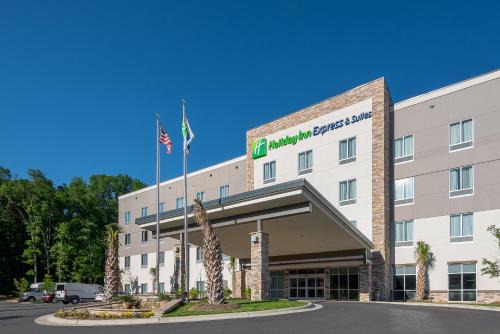 Toddville Road Hotel | Holiday Inn Express & Suites - Charlotte Airport by IHG