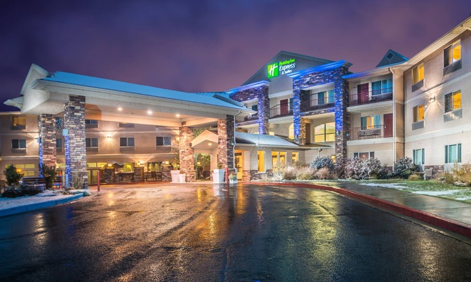 Gunnison Hotel | Holiday Inn Express & Suites Gunnison by IHG