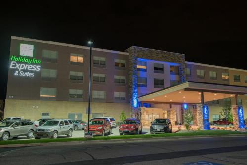 Granger Hotel | Holiday Inn Express & Suites - Mishawaka - South Bend by IHG