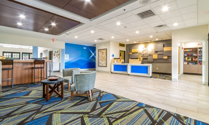 Hearne Hotel | Holiday Inn Express & Suites Hearne by IHG
