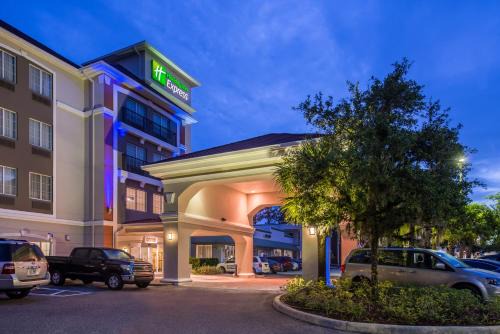 Temple Terrace Hotel | Holiday Inn Express Tampa North Telecom Park by IHG