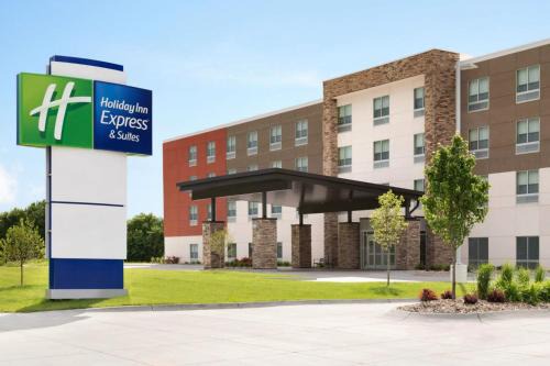 Nebraska City Hotel | Holiday Inn Express & Suites - Nebraska City by IHG