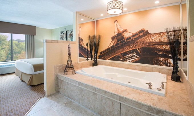 West Middlesex Hotel | Holiday Inn Express & Suites Sharon-Hermitage by IHG