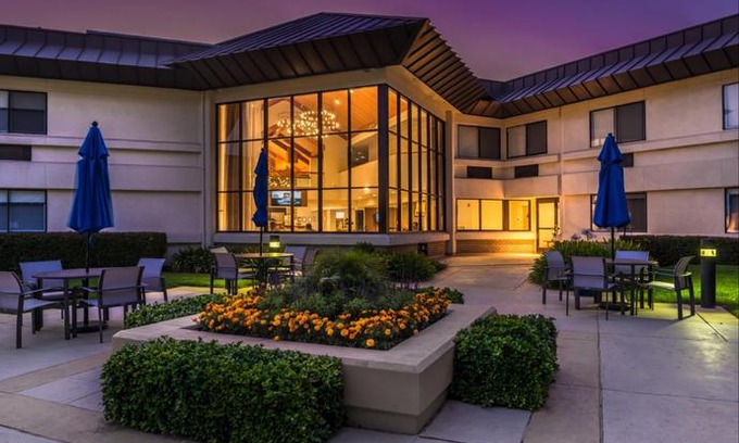 Walnut Creek Hotel | Holiday Inn Express Walnut Creek