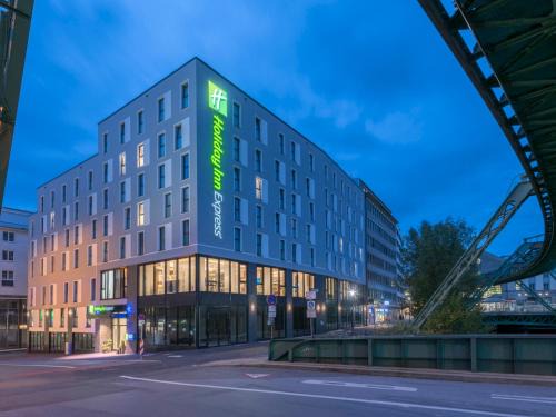 Elberfeld-Mitte Hotel | Holiday Inn Express - Wuppertal - Hauptbahnhof by IHG