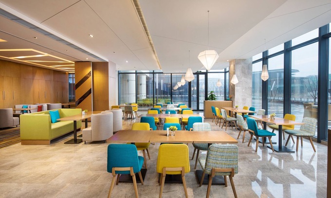 Bin Hu District Hotel | Holiday Inn Express Wuxi Taihu New City by IHG