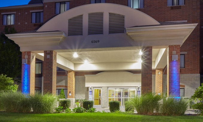 Cutlerville Hotel | Holiday Inn Grand Rapids - South by IHG
