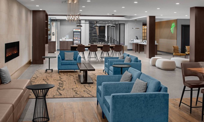 Hasbrouck Heights Hotel | Holiday Inn Hasbrouck Heights-Meadowlands by IHG