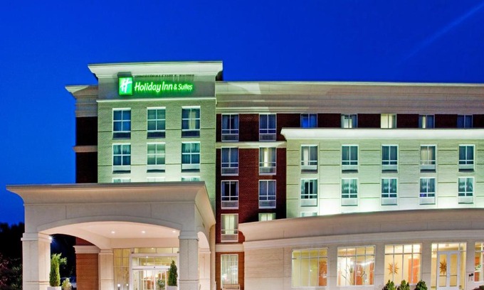 Williamsburg Resort | Holiday Inn Hotel & Suites Gateway by IHG