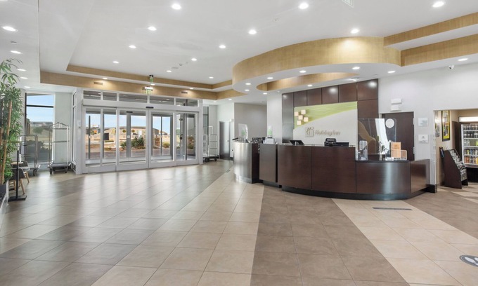 Bellmead Hotel | Holiday Inn Hotel & Suites Waco Northwest by IHG