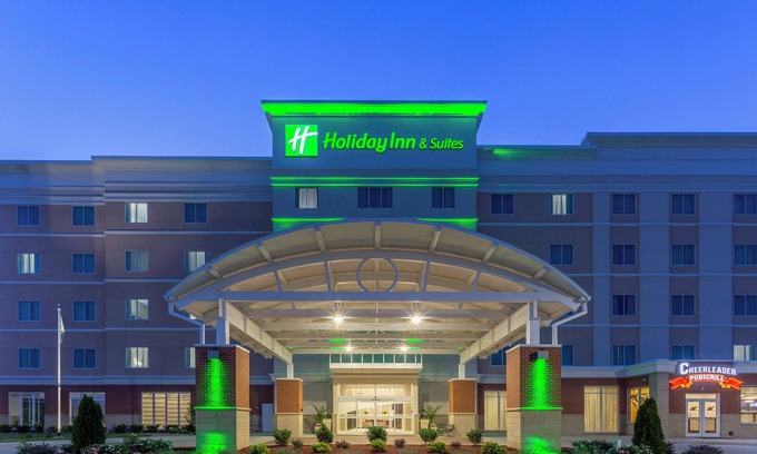 Jefferson City Hotel | Holiday Inn Hotel & Suites Jefferson City by IHG