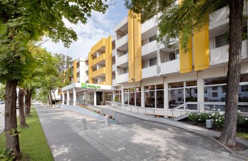 Obersendling Hotel | Holiday Inn Munich - South by IHG