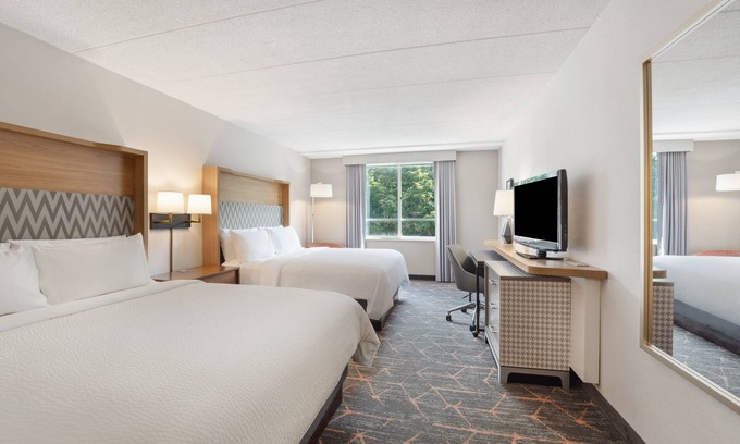 Portsmouth Hotel | Holiday Inn Portsmouth by IHG