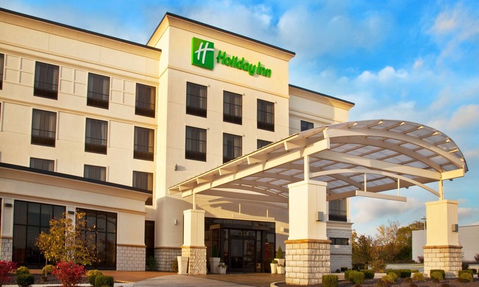 Quincy Hotel | Holiday Inn Quincy East by IHG