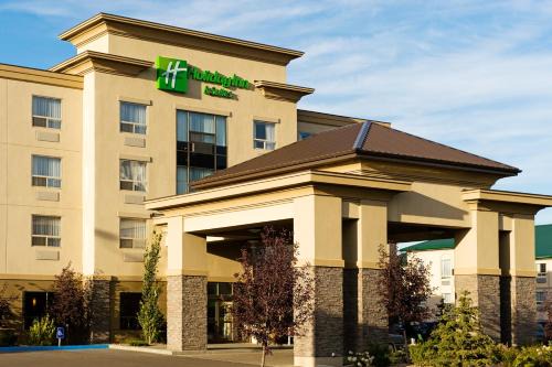Lloydminster Hotel | Holiday Inn & Suites Lloydminster by IHG