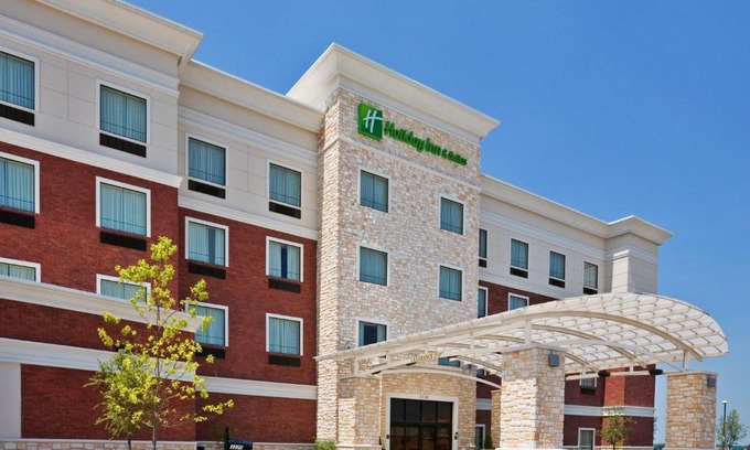 McKinney Hotel | Holiday Inn & Suites McKinney - N Allen by IHG