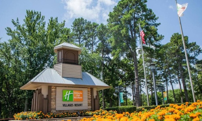 Flint Apartment | Holiday Inn Villages Resort -2BD Sleeps up to 6