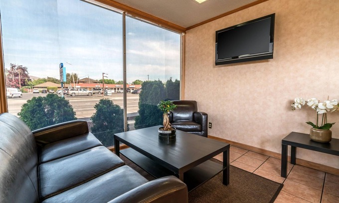 Yakima Hotel | Holiday Lodge Yakima