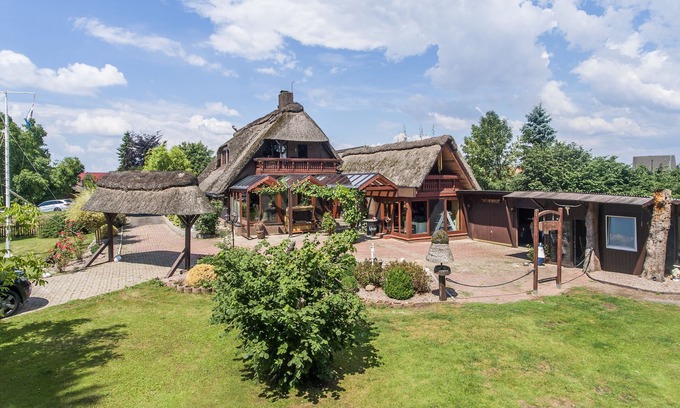Estebrugge Apartment | Holiday on the "Eulenhof" directly on the Este in the old country