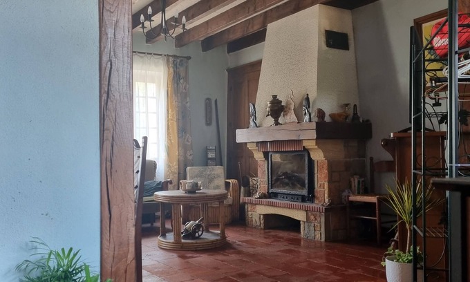 Doyet Cottage | Holiday Retreat, with pool & spa. Suit Family, Groups, or Healthy Getaway