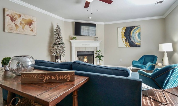 Alabaster House | HOLIDAY SALE at Warrior Landing!