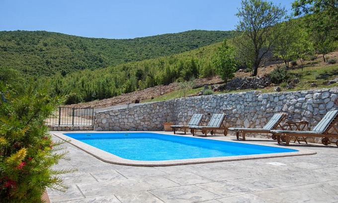Primorski Dolac Villa | Holiday Villa Anna
