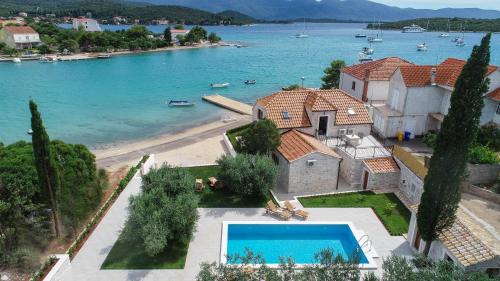 Loviste Villa | Holiday Villa Mirce - Lovište
