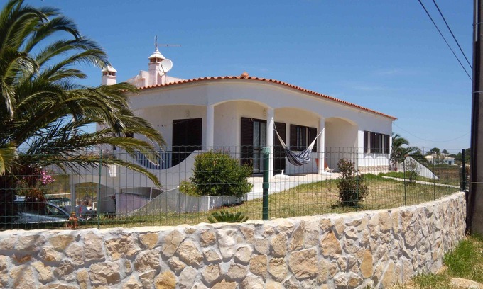 Aljezur Villa | Holiday villa near top beaches