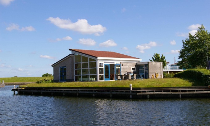 Workum House | Holiday villa on the IJsselmeer