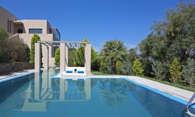 Livadia Villa | holiday villa to rent greece crete