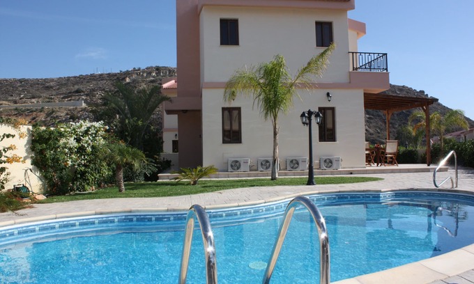 Pissouri Villa | Holiday Villa , with private pool and landscaped garden . Wi-FI
