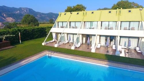 Molos-Agios Konstantinos House | Holiday Village - Swimming pool apartments