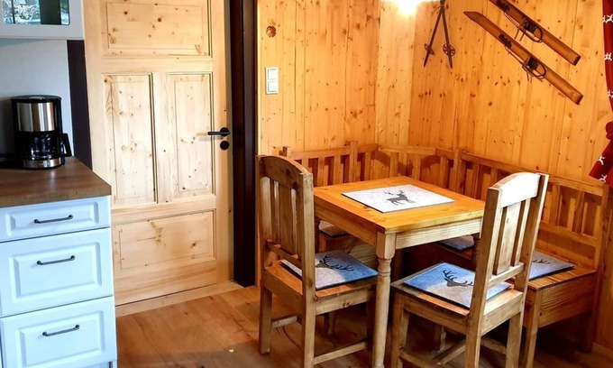 Hartmannsdorf-Reichenau Apartment | holidayApartment friedrichAugust - hutzenAlm