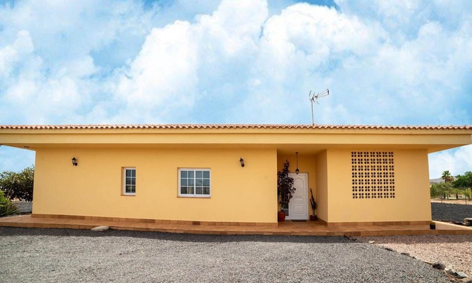 Tuineje Other | Holidayhome in Tuineje near Beaches