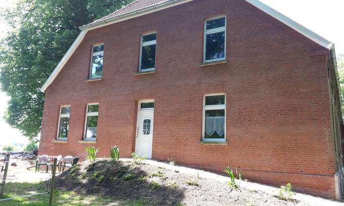 Stollhamm Apartment | Holidays with pony rides, WiFi, TV, dishwasher, oven