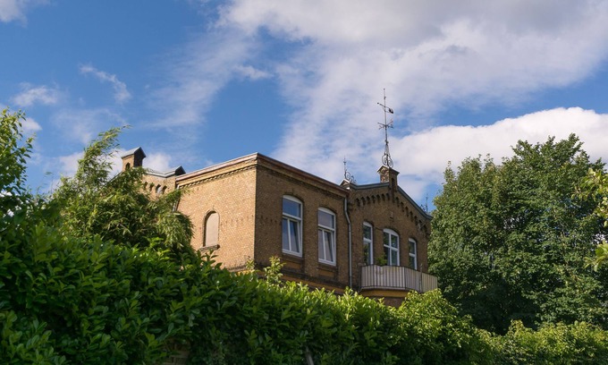 Nordstadt Apartment | Holidays in a historic city villa, dogs are welcome, incl. Parking & WiFi