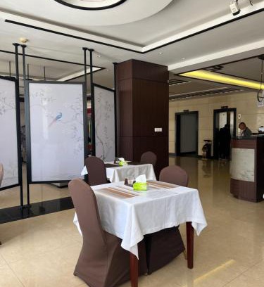 Ambohibao Hotel | Holidays Orchid Hotel