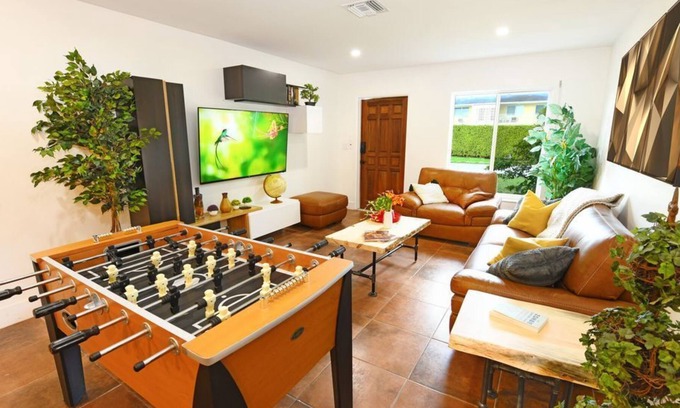 North Corals Apartment | Holidays Sale | 20-40% discounts | Pool available | Beach 4min | Foosball